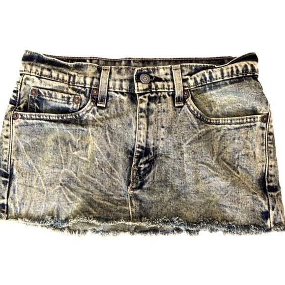 Levi’s Waterless Deconstructed Repurposed Denim Mini Yellow Acid Wash Sz M - Picture 10 of 10